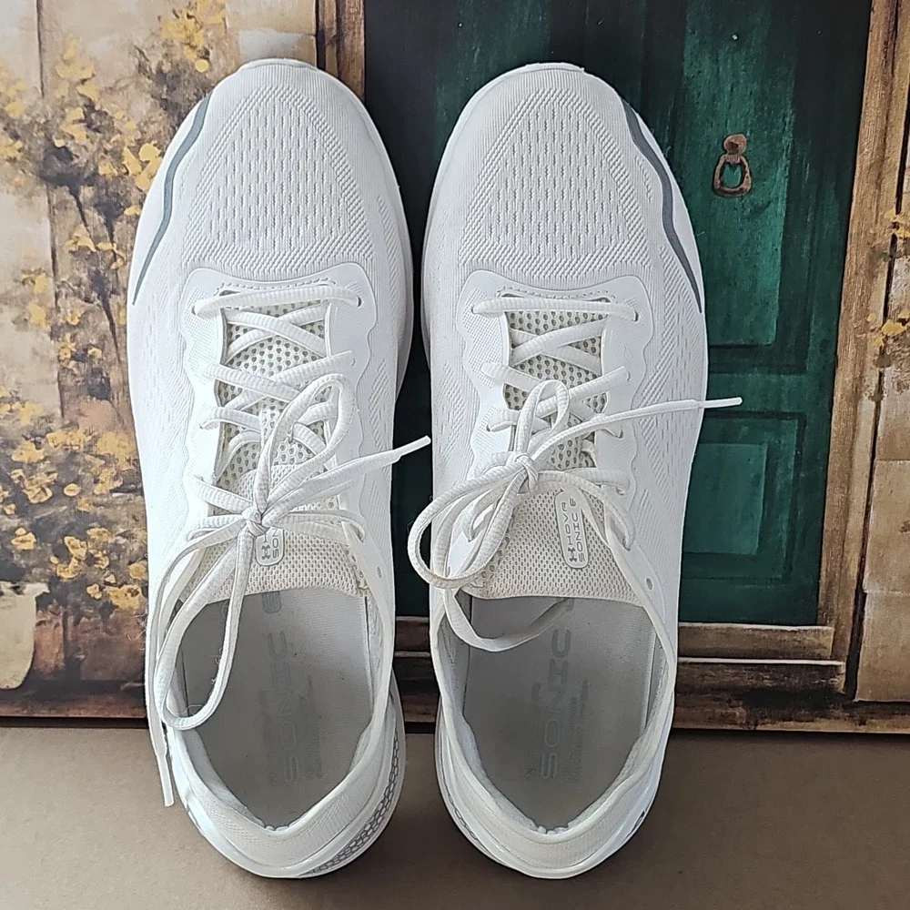 New Under Armour HOVR Sonic 6 White Silver Shoes 3026121-100 Men's 12.5  Shoes